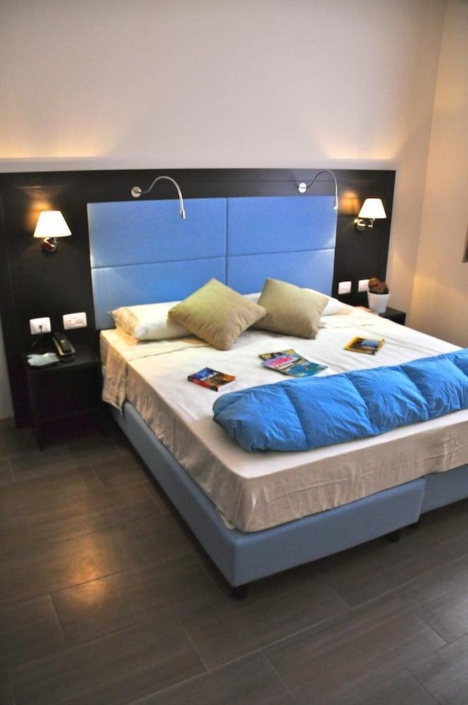 โรงแรม 325 ตอร์ แวร์กาตา โรม ภายนอก รูปภาพ